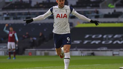 Le Gallois de Tottenham Gareth Bale célèbre son deuxième but contre Burnley en Premier League le 28 février (JULIAN FINNEY / POOL)