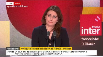 Marine Tondelier, secrétaire nationale d'EELV, était l'invité de Questions Politiques sur France Inter, franceinfo et Le Monde, le 3 décembre 2023. (FRANCEINFO)