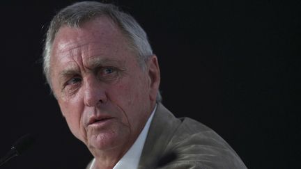 Cruyff pense que le Barça devrait vendre Messi. (BRUNO GONZALEZ/AP/SIPA / AP)