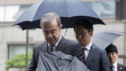 Carlos Ghosn arrive au tribunal de Tokyo le 24 juin 2019, pour une audience de préparation à son procès. (KAZUHIRO NOGI / AFP)