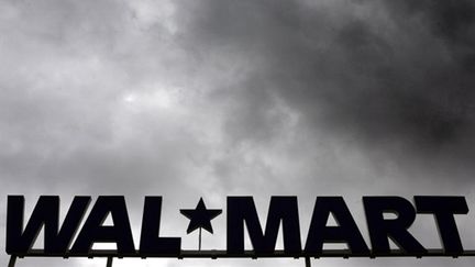 Une enseigne Walmart (à Dortmund en Allemagne) (AFP - DDP - VOLKER HARTMANN)