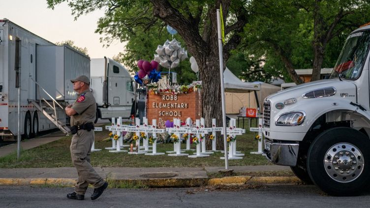 Fusillade Dans Une école Au Texas Des Questions émergent Autour De Lintervention De La Police 