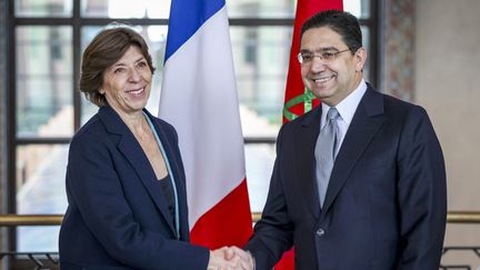 La ministre des Affaires étrangères Catherine Colonna et son homologue marocain Nasser Bourita, à Rabat (Maroc), le 16 décembre 2022. (FADEL SENNA / AFP)