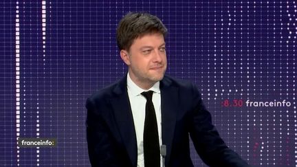 Benoît Payan, le maire de Marseille, était l'invité du 8h30 de franceinfo mercredi 15 décembre. (FRANCEINFO / RADIOFRANCE)