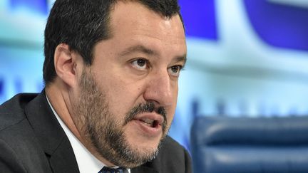 Le ministre de l'Intérieur Matteo Salvini lors d'une conférence de presse à Moscou (Russie), le 16 juillet 2018. (VASILY MAXIMOV / AFP)