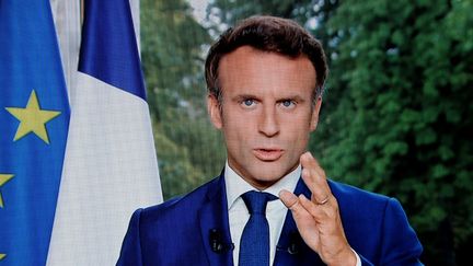 Emmanuel Macron à l'Elysée, le 22 juin 2022. (LUDOVIC MARIN / AFP)