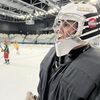 Mark, 15 ans, à quitté temporairement les cages ukrainiennes pour garder le but du club de Cergy. (FRANCEINFO: SPORT / Simon Bardet)