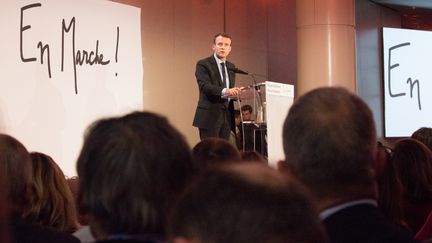 Emmanuel Macron, candidat à l'élection présidentielle et leader d'En Marche !, en meeting à Paris le 5 novembre (CITIZENSIDE/PAUL ALFRED-HENRI / AFP)