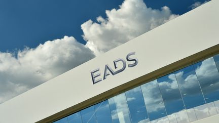 Les groupes EADS et BAE ont confirm&eacute; discuter d'une fusion, le 12 septembre 2012. (JOHANNES EISELE / AFP)