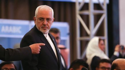 Mohammad Javad Zarif, ministre des Affaires étrangères iranien, le 18 mai 2018, ors d'une réunion du Conseil de l’Organisation de la coopération islamique, à&nbsp;Istanbul, en Turquie. (ARIF HUDAVERDI YAMAN / AFP)