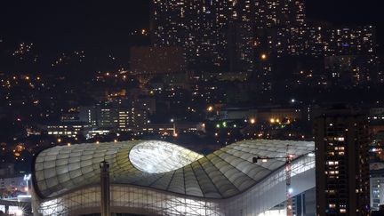 Le Stade Vélodrome avec son nouveau toit (BORIS HORVAT / AFP)