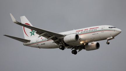 Un Boeing 737 de la compagnie aérienne Royal Air Maroc à l'atterrissage à Londres le 28 octobre 2020. (MI NEWS / NURPHOTO)