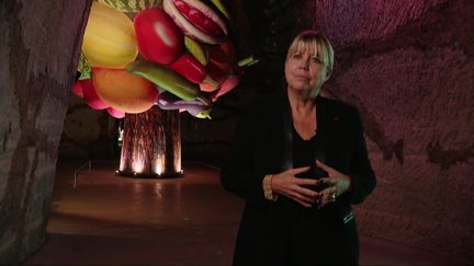 Nathalie Vranken dans les caves du domaine Pommery&nbsp; (X.Claeys / France Télévisions)