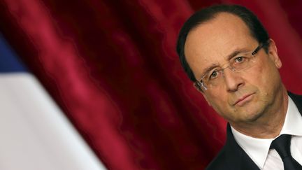 Le pr&eacute;sident de la R&eacute;publique, Fran&ccedil;ois Hollande, lors d'une rencontre avec le pr&eacute;sident tunisien, Moncef Marzouki, le 5 novembre 2013 &agrave; l'Elys&eacute;e. (PHILIPPE WOJAZER / REUTERS)