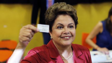 Dilma Roussef, le 26 octobre 2014 &agrave; Porto Alegre (Br&eacute;sil).&nbsp; (PAULO WHITAKER / REUTERS)