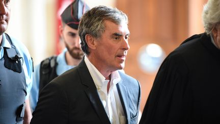 Jérôme Cahuzac, le 15 mai 2018 au palais de justice de Paris. (ERIC FEFERBERG / AFP)