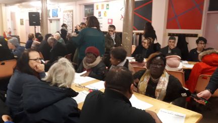 Grand débat organisé dans un quartier de Villiers-le-Bel (Oise), le 16 janvier 2019.
 (GAELE JOLY / FRANCE-INFO)