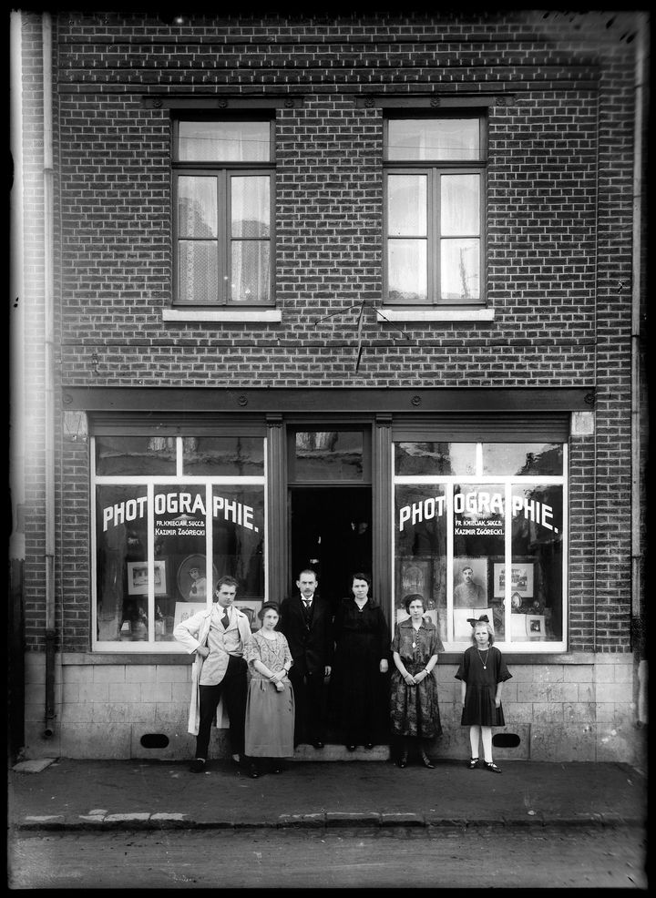 Le studio de photographie de&nbsp;&nbsp;Kazimir Zgorecki à Rouvroy (CRP Hauts-de-France / Kazimir Zgorecki)