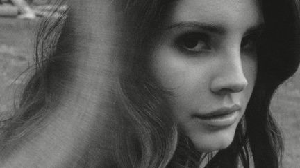 Pour "Ultraviolence", Lana Del Rey semble avoir opté pour les photos rétro en noir et blanc.
 (Lana Del Rey Facebook)