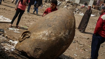 VIDEO. Egypte : deux statues pharaoniques découvertes à proximité du temple de Ramsès II