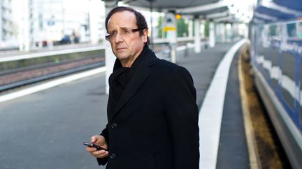 Fran&ccedil;ois Hollande, alors d&eacute;put&eacute; PS de la Corr&egrave;ze, le 28 f&eacute;vrier 2011 au Mans (Sarthe). (MARTIN BUREAU / AFP)