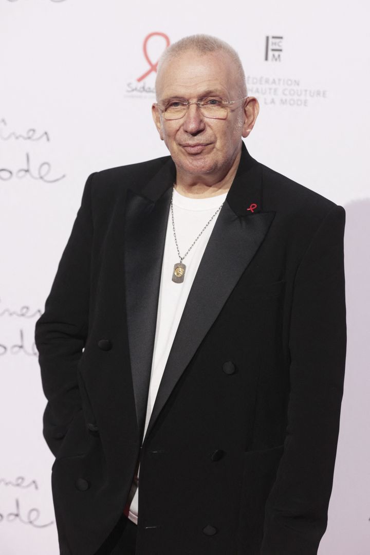 Couturier Jean-Paul Gaultier on his arrival at the Fashion Dinner at the Pavillon Cambon Capucines in Paris, July 7, 2022. (GEOFFROY VAN DER HASSELT / AFP)