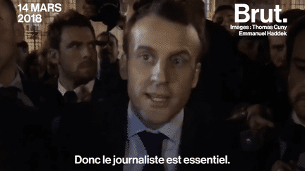 En plein scandale lié à l’affaire Benalla, Emmanuel Macron a donné une nouvelle version de sa vision du journalisme. Un corps de métier que le Président trouvait "essentiel", il y a encore cinq mois.