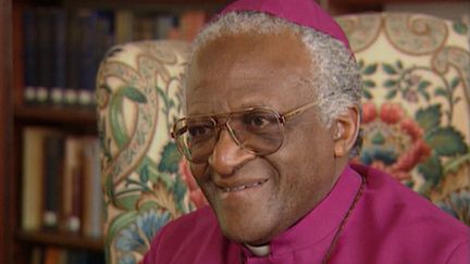 Afrique du Sud : les combats de Desmond Tutu, décédé à l'âge de 90 ans (CAPTURE D'ÉCRAN FRANCE 3)