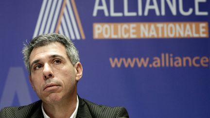 Jean Claude Delage (Secretaire général du syndicat de police Alliance), lors d'une conférence de presse le 6 février 2013 à Paris.&nbsp; (VINCENT ISORE / MAXPPP)