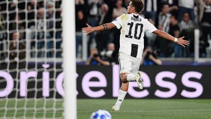 Paulo Dybala a inscrit un triplé pour la Juve  (MARCO BERTORELLO / AFP)