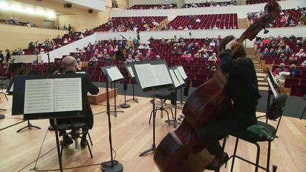 Les concerts ont repris pour l'Orchestre national de Lille. (CAPTURE D'ÉCRAN FRANCE 3 / GURAK Sébastien)