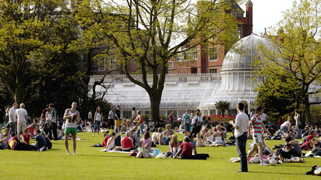 &nbsp; (Le jardin botanique, poumon vert de Belfast. © Géo)