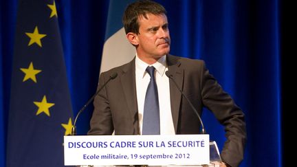 Manuel Valls lors de son discours sur la s&eacute;curit&eacute;,&nbsp;le 19 septembre 2012 &agrave; Paris. (CHARLES PLATIAU / REUTERS)