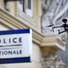 Un drone utilisé par la police à Marseille (Bouches-du-Rhône) pour surveiller le respect du confinement, le 24 mars 2020. (GERARD JULIEN / AFP)