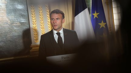 Emmanuel Macron, le 7 octobre 2024 à l'Élysée. (TERESA SUAREZ / POOL / EPA POOL)