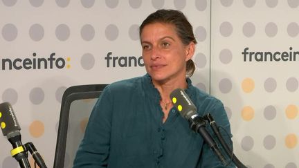 La journaliste Hamida Aman, fondatrice de la radio afghane Radio Begum. (FRANCEINFO)