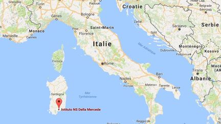 Deux élèves migrants ont dû utiliser des toilettes séparées dans leur école à Cagliari (Italie). (GOOGLE MAPS / FRANCEINFO)