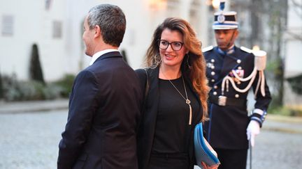 Le ministre de l'Intérieur, Gérald Darmanin, et la secrétaire d'Etat Marlène Schiappa, à Paris, le 4 janvier 2023. (ALAIN JOCARD / AFP)