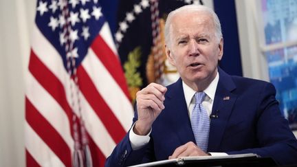 Joe Biden à Washington (Etats-Unis), le 22 décembre 2021. (DREW ANGERER / GETTY IMAGES NORTH AMERICA / AFP)