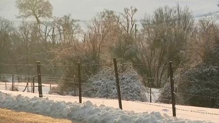 Intempéries : la neige bloque toujours l’Est du pays