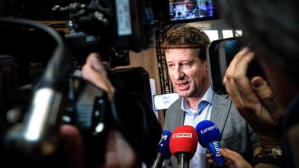 L'eurodéputé Yannick Jadot, à Paris, le 9 novembre 2019. (ELKO HIRSCH / HANS LUCAS / AFP)