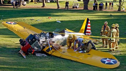 Le Ryan PT-22 d'Harrison Ford, &eacute;cras&eacute; sur un golf de Venice, en Californie (Etats-Unis), le 5 mars 2015. (DAMIAN DOVARGANES / AP / SIPA)