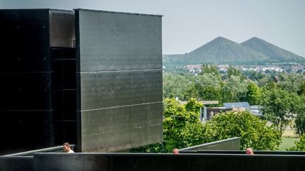 Vue du Centre d'histoire Guerre et Paix de Souchez dans le Pas de Calais imaginé par l'architecte Pierre-Louis Faloci.
 (PHILIPPE HUGUEN / AFP)