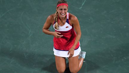 La tenniswoman portoricaine Monica Puig remporte la finale du simple dames, le 13 août 2016. (LUIS ACOSTA / AFP)