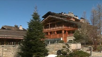 Megève : spectaculaire incendie dans un hôtel