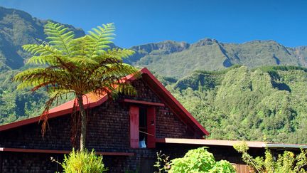 &nbsp; (Case créole dans le Cirque de Salazie, à la Réunion © Maxppp)