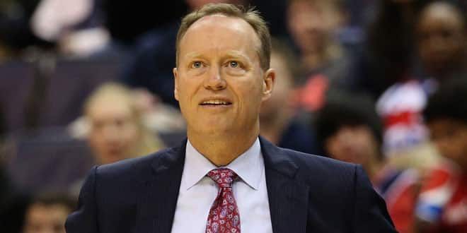 L'entraîneur d'Atlanta, Mike Budenholzer