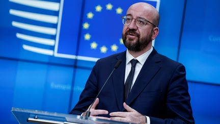 Le coronavirus, "une crise probablement sans précédent pour l'Union européenne&nbsp;", selon le président du Conseil européen, Charles Michel (photo d'illustration, le 16 mars 2020 à Bruxelles (Belgique). (KENZO TRIBOUILLARD / AFP)