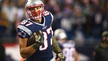 Rob Gronkowski le tight end des Patriots (ADAM GLANZMAN / GETTY IMAGES NORTH AMERICA)