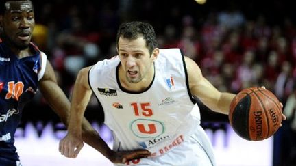 Arvydas Eitutavicius (Cholet)